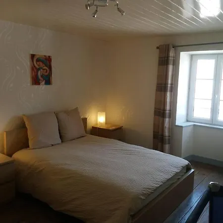 Avec Deux Dans Maison De Village 아파트